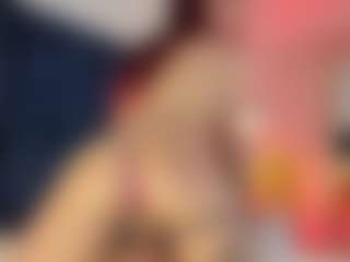 Hanna-Red's Live Sex Cam Show
