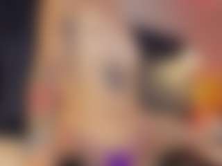 Live cam show with Hanna-Red - Red Hair Teen (18+) on StripNow