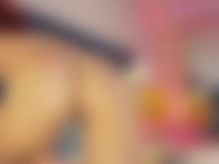 Live cam show with Hanna-Red - Red Hair Amateur on alttransgirls
