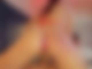 Hanna-Red's Live Sex Cam Show