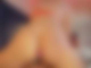 Hanna-Red's Live Sex Cam Show