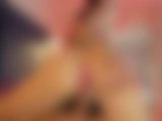 Hanna-Red's Live Sex Cam Show