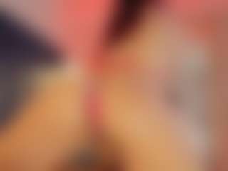 Hanna-Red's Live Sex Cam Show