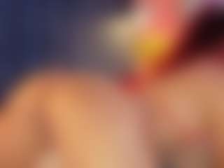 Hanna-Red's Live Sex Cam Show