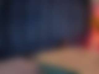 Live cam show with Hanna-Red - Squirt on AdultVida.com