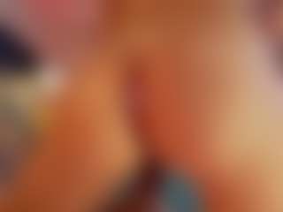 Hanna-Red's Live Sex Cam Show