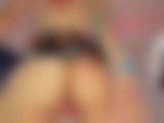 Hanna-Red's Live Sex Cam Show