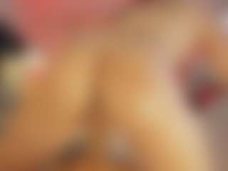 Hanna-Red's Live Sex Cam Show