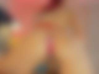 Hanna-Red's Live Sex Cam Show
