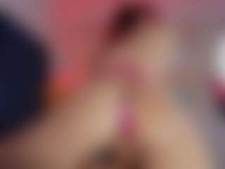 Hanna-Red's Live Sex Cam Show