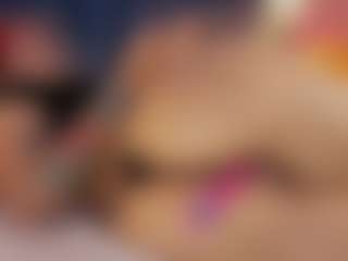 Hanna-Red's Live Sex Cam Show