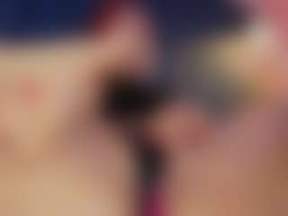 Live cam show with Hanna-Red - Skinny on Cam Slut