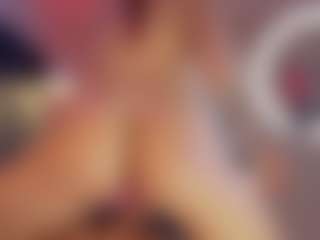 Hanna-Red's Live Sex Cam Show