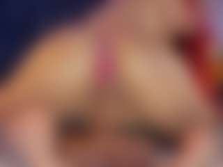 Hanna-Red's Live Sex Cam Show