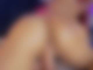 Hanna-Red's Live Sex Cam Show