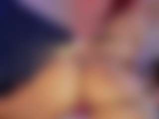 Live cam show with Hanna-Red - Ass Clapping on Camsoda