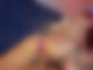 Hanna-Red's Live Sex Cam Show