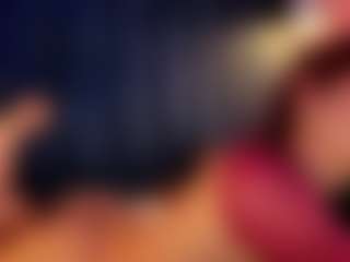 Hanna-Red's Live Sex Cam Show