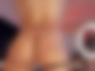 Hanna-Red's Live Sex Cam Show