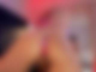 Hanna-Red's Live Sex Cam Show