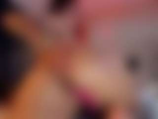 Hanna-Red's Live Sex Cam Show