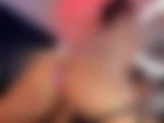 Hanna-Red's Live Sex Cam Show