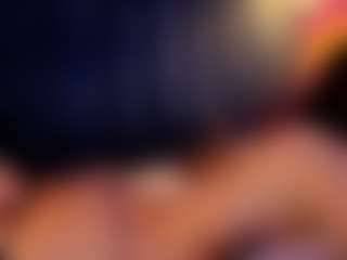 Live cam show with Hanna-Red - Athletic Amateur on Strip Flash - Live Sex Shows