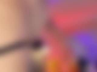 Hanna-Red's Live Sex Cam Show