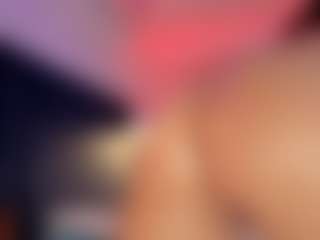 Hanna-Red's Live Sex Cam Show