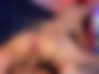Hanna-Red's Live Sex Cam Show