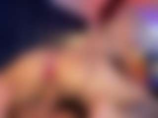 Hanna-Red's Live Sex Cam Show