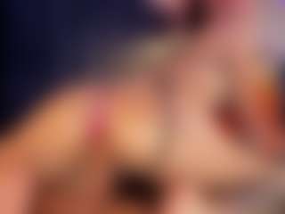 Live cam show with Hanna-Red - Abs on SpankPalCams