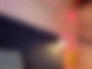 Hanna-Red's Live Sex Cam Show