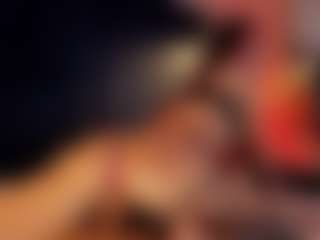 Hanna-Red's Live Sex Cam Show
