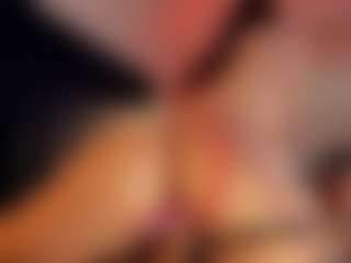 Hanna-Red's Live Sex Cam Show