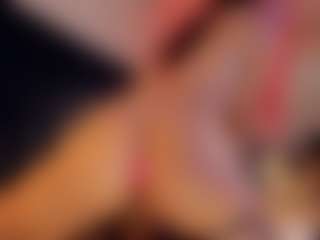 Hanna-Red's Live Sex Cam Show