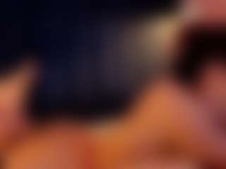 Hanna-Red's Live Sex Cam Show