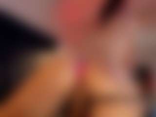 Hanna-Red's Live Sex Cam Show