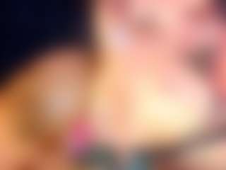 Hanna-Red's Live Sex Cam Show