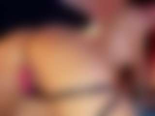 Hanna-Red's Live Sex Cam Show