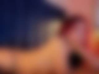 Hanna-Red's Live Sex Cam Show