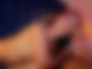 Hanna-Red's Live Sex Cam Show