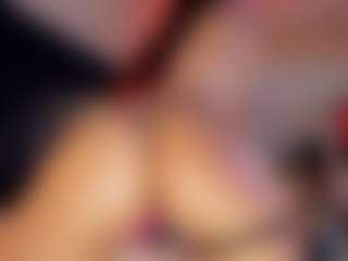 Hanna-Red's Live Sex Cam Show