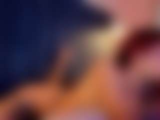 Live cam show with Hanna-Red - Fuck on Camsoda