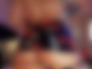 Hanna-Red's Live Sex Cam Show