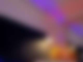 Live cam show with Hanna-Red - Young Adult on madthumbs