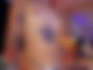 Hanna-Red's Live Sex Cam Show
