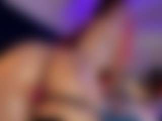 Hanna-Red's Live Sex Cam Show