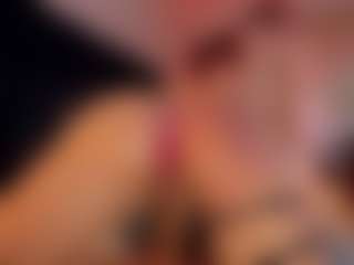 Live cam show with Hanna-Red - Camel Toe on CamSodaAdn