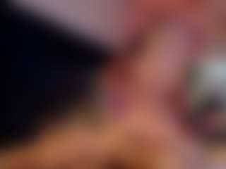 Hanna-Red's Live Sex Cam Show
